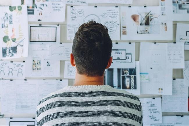choosing a topic when creating an online course